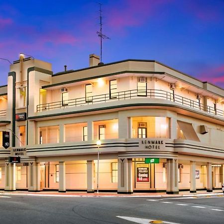 Hotel Renmark Buitenkant foto