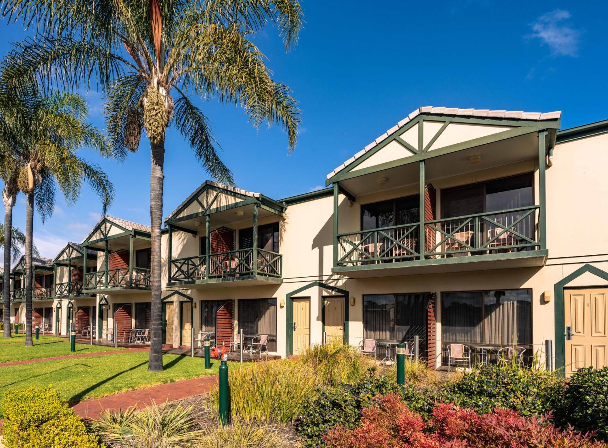 Hotel Renmark Buitenkant foto