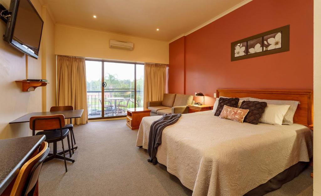 Hotel Renmark Buitenkant foto