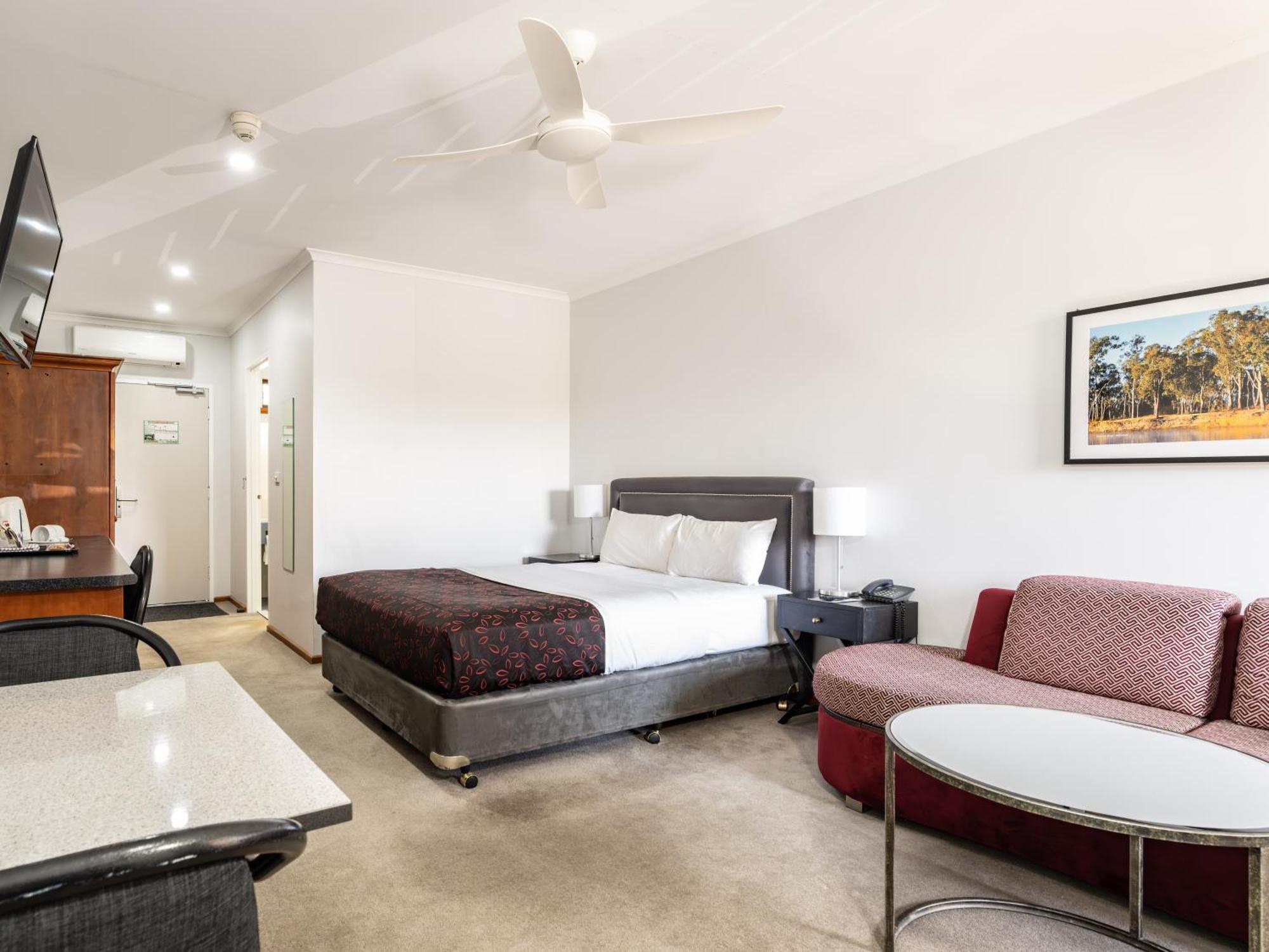 Hotel Renmark Buitenkant foto