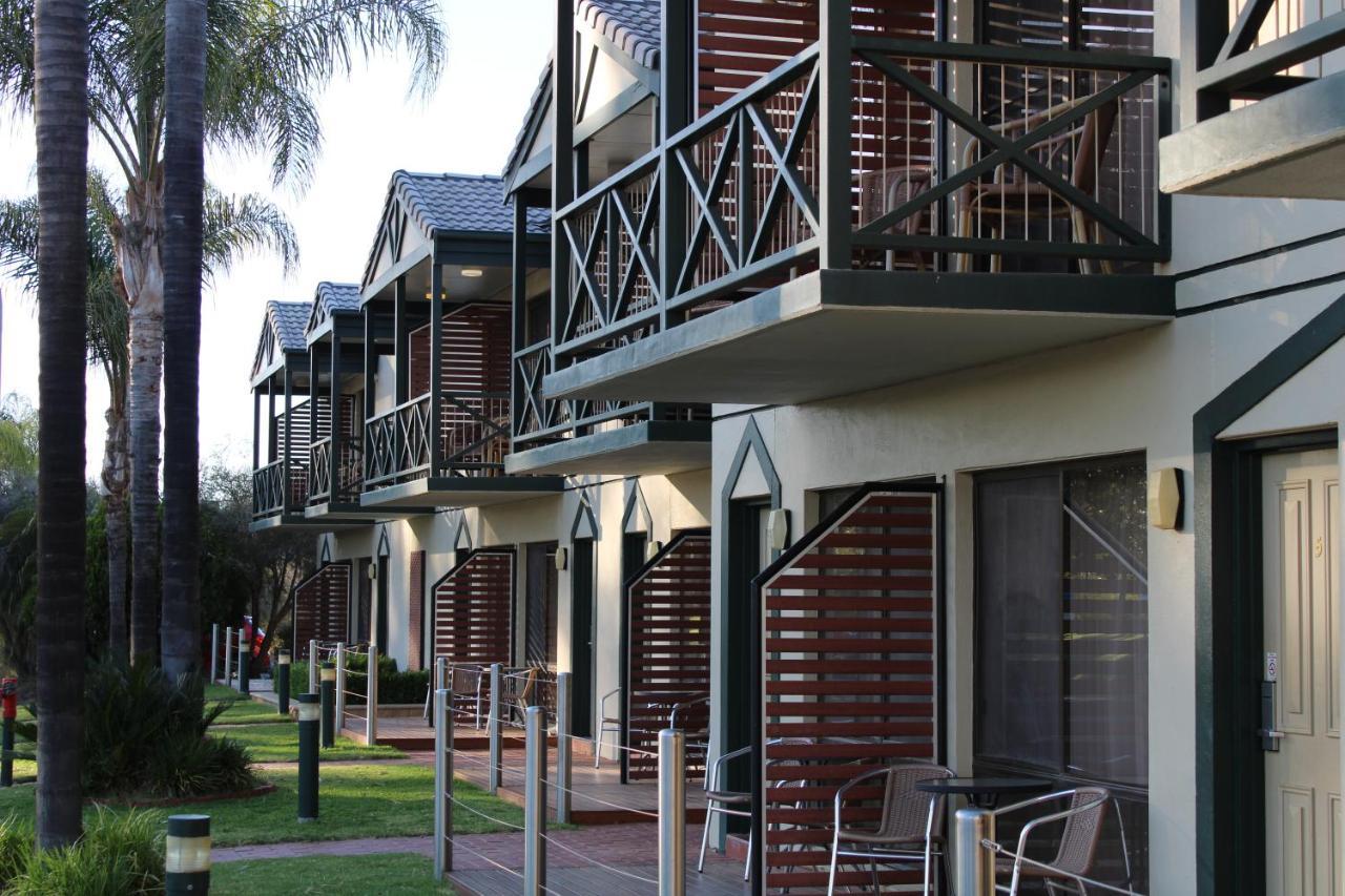 Hotel Renmark Buitenkant foto